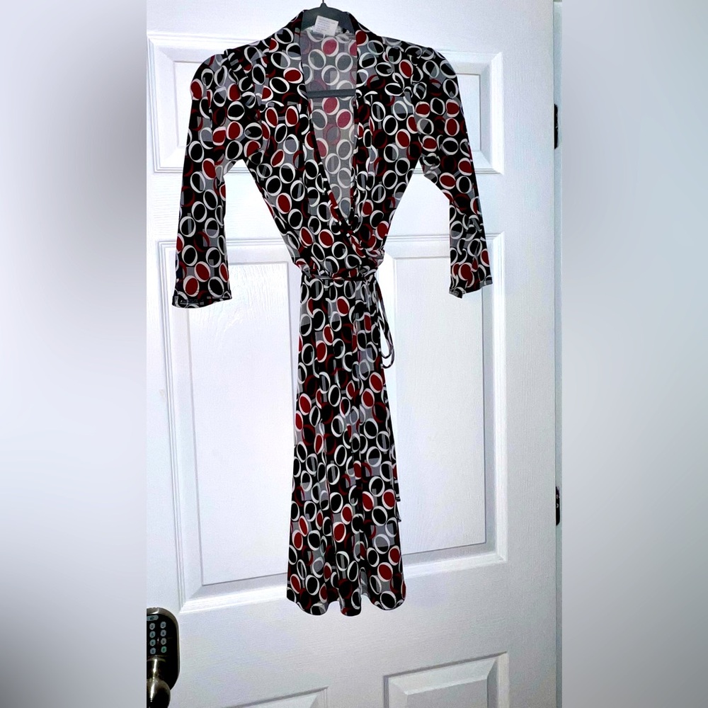 Stylish Black and burgundy Patterned Women's Dress with belt tie